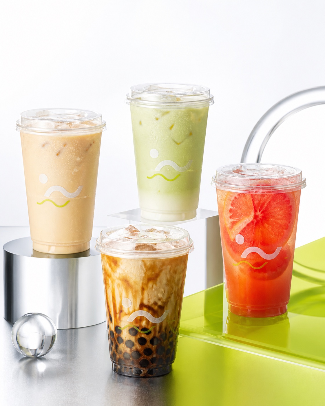 潮音招牌轻乳茶、茉莉奶绿、黑糖珍珠奶茶和西柚果茶
